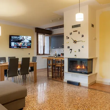 Modern Residence Nonantola * Nonantola